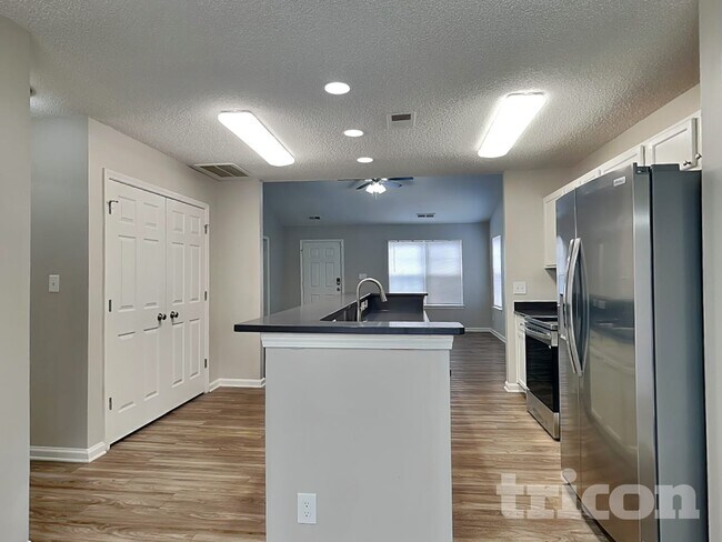 Foto del edificio - 2103 Wexford Way