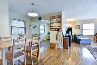Building Photo - 315 E Dodds St
