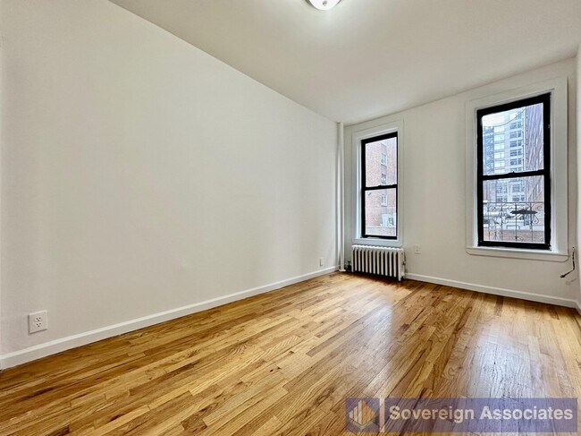 Foto del edificio - 401 E 68th St
