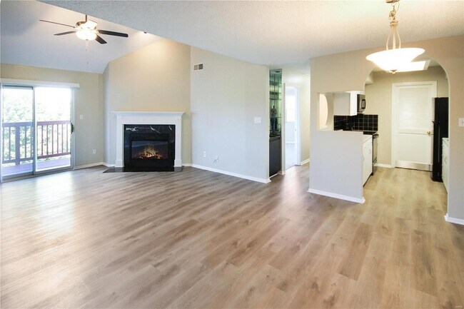 Building Photo - 437 Shirley Ridge Dr