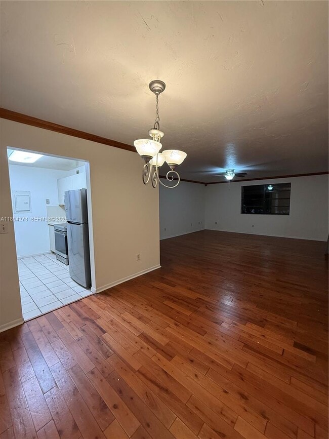 Foto del edificio - 7925 SW 86th St