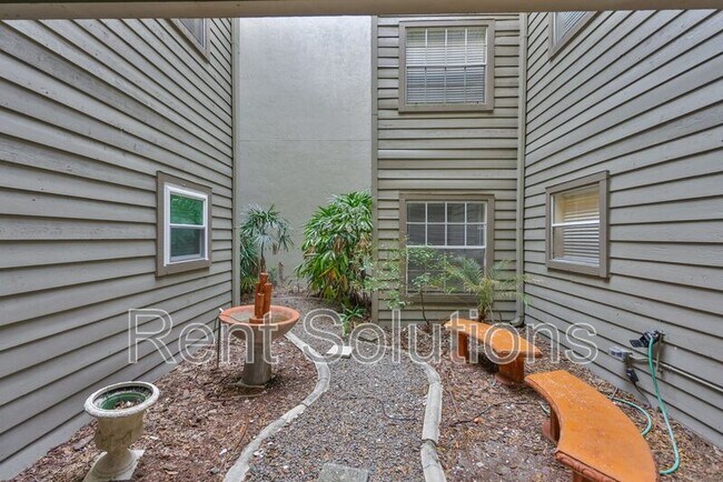 Foto del edificio - 2500 Winding Creek Blvd