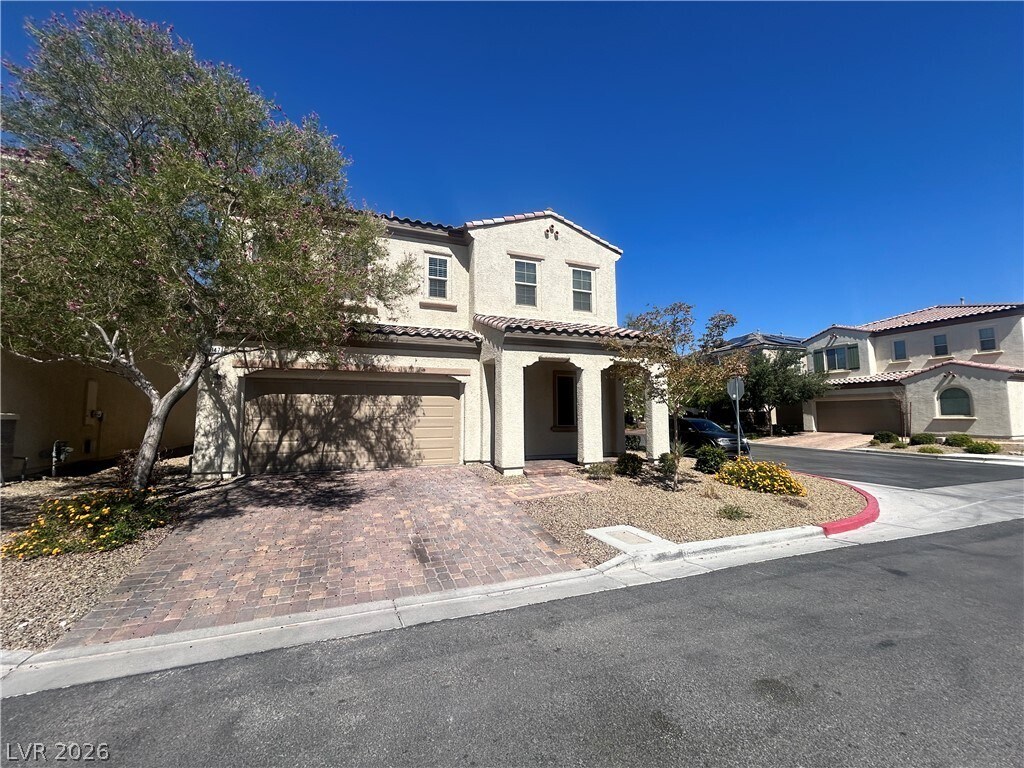 Building Photo - 5947 Castell Canyon St