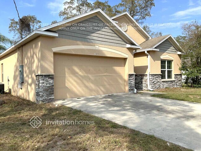 Foto del edificio - 6233 Radford St