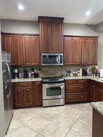 Foto del edificio - 5716 Ridgerock Ct