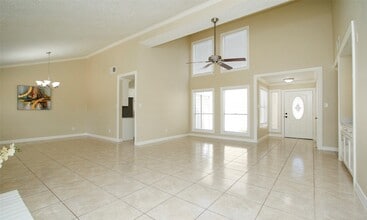 Building Photo - 6940 Foxmont Ln