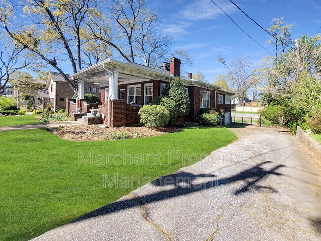 Building Photo - 409 Townes St