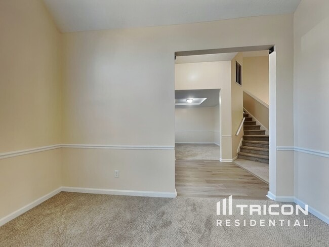 Foto del edificio - 7617 Senators Ridge Dr