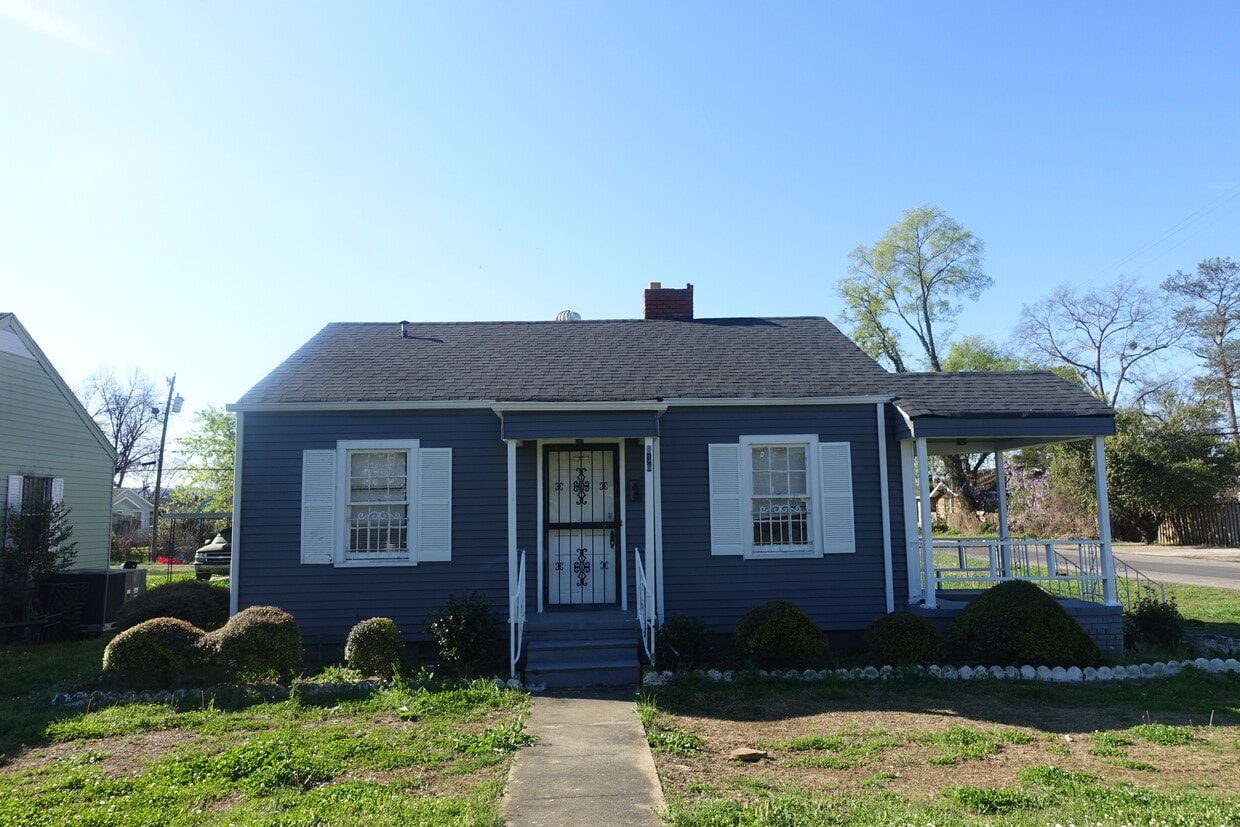 Foto principal - 831 4th Ct W