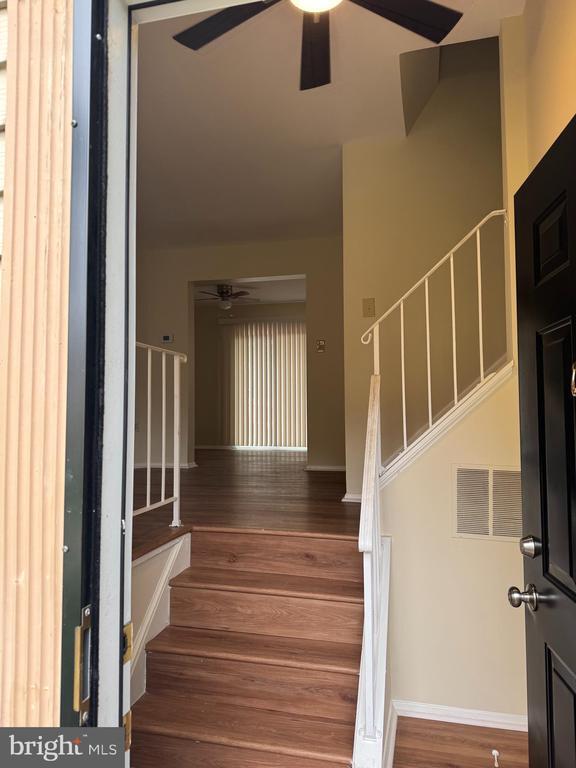 Building Photo - 5739 S Hil Mar Cir