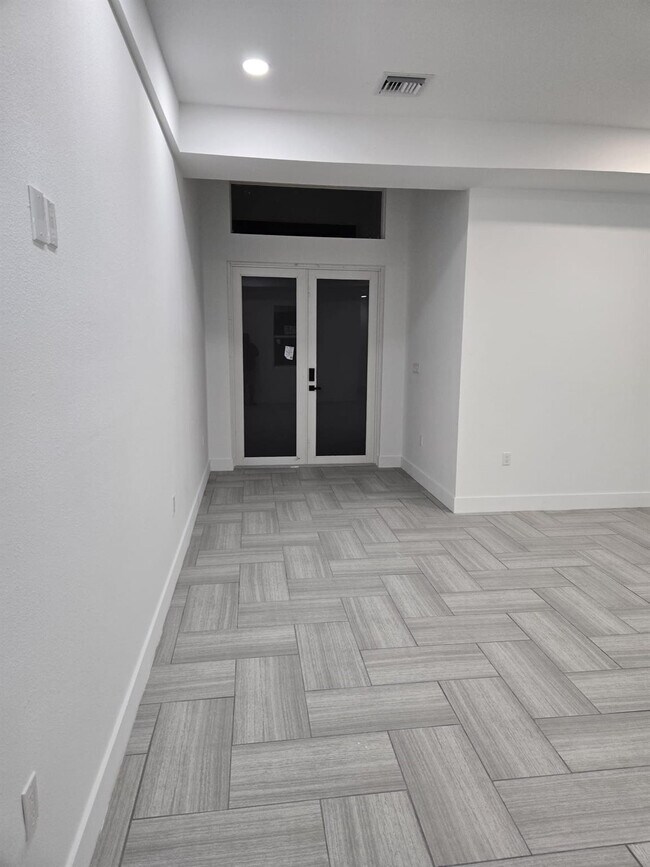 Foto del edificio - 239 Ave Del Centro