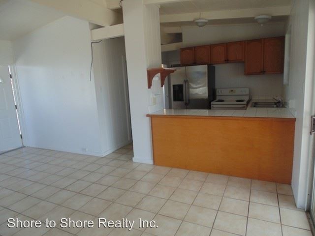 Foto del edificio - 2 br, 1 bath Apartment - 525 Imi Place