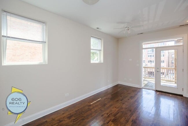 Building Photo - 649 W Deming Pl