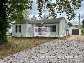Building Photo - 1401 S Ruston Ave