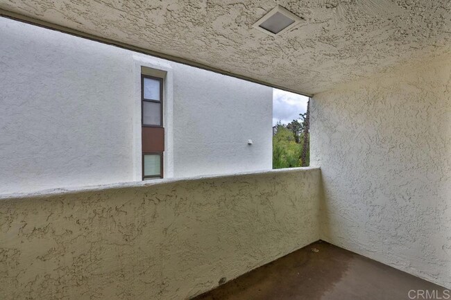 Building Photo - 6840 Caminito Del Greco