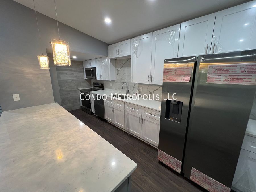Photo - 5039 Vineland Rd-