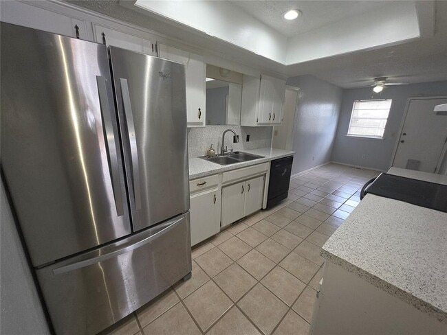 Building Photo - 939 SW 98th St