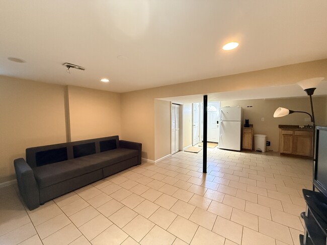 Photo - 8714 Edmonston Rd Apartment