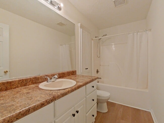 Building Photo - MOVE in Ready near Ft Gordon