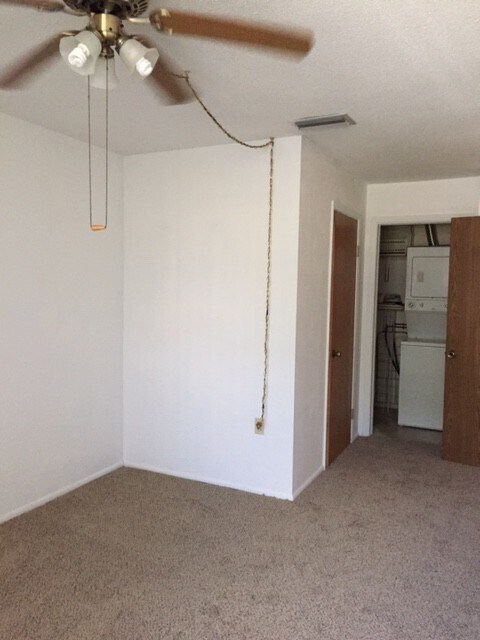 Foto del edificio - 55+, quaint 2/1 in a gated community locat...