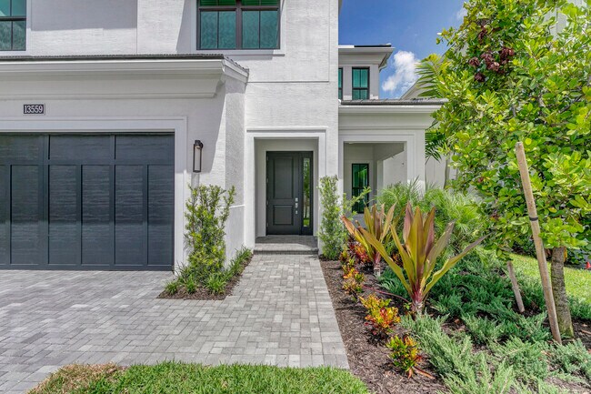 Foto del edificio - 13559 Artisan Cir