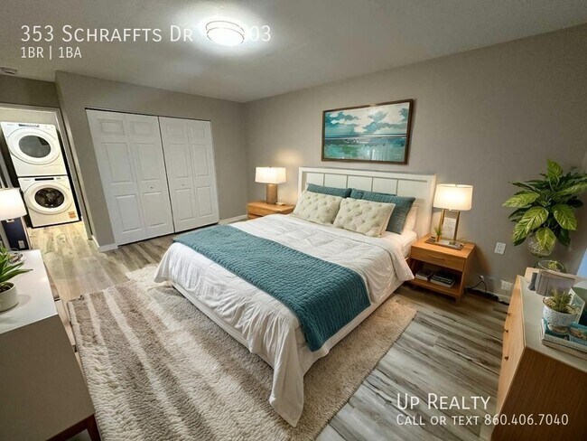 Building Photo - 353 Schraffts Dr