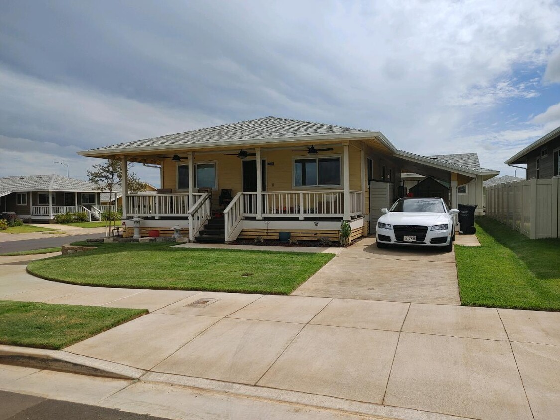 Front of House - 91-3410 Apiapi St