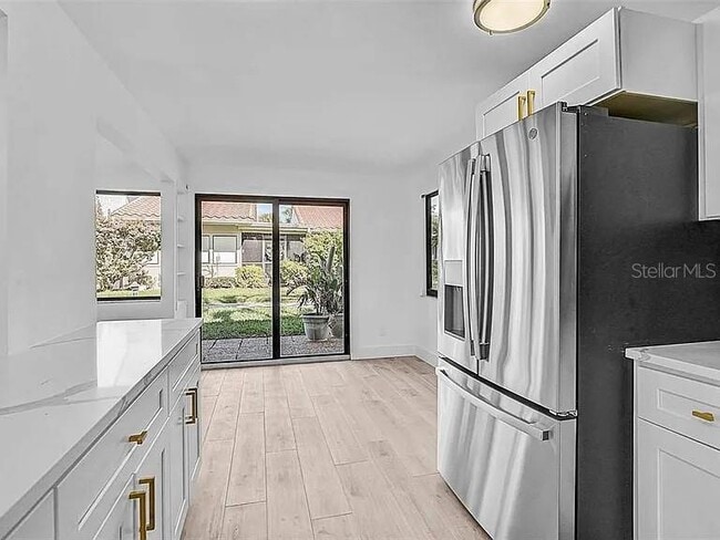 Foto del edificio - 500 Park Blvd S