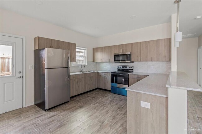 Foto del edificio - 2206 N Hester St