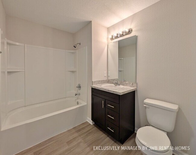 Building Photo - 6021 Carolines Ct