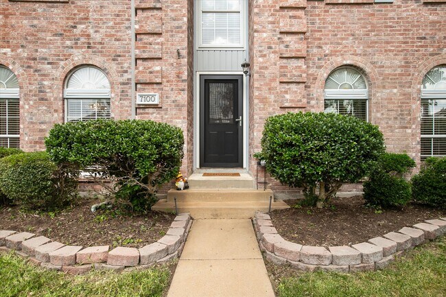 Foto del edificio - 7100 Amethyst Ln
