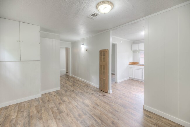 Building Photo - 159 Beamon Dr