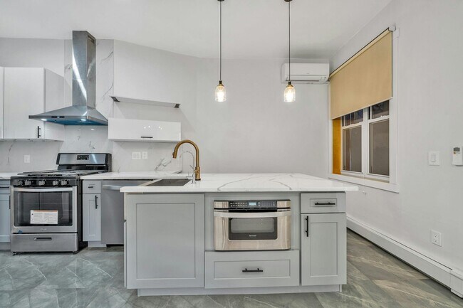 Foto del edificio - 202 48th St