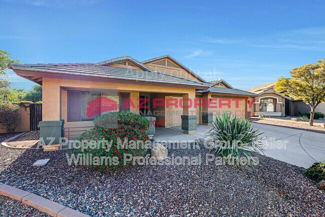 Foto del edificio - 705 N 167th Dr