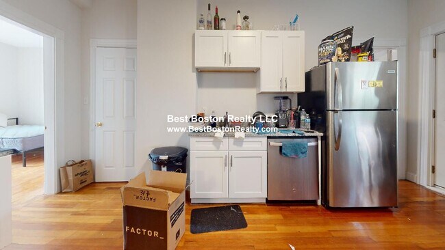 Foto del edificio - 317 Hurley St