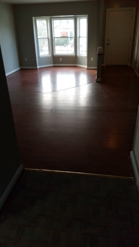 Building Photo - 8901 Harkate Way