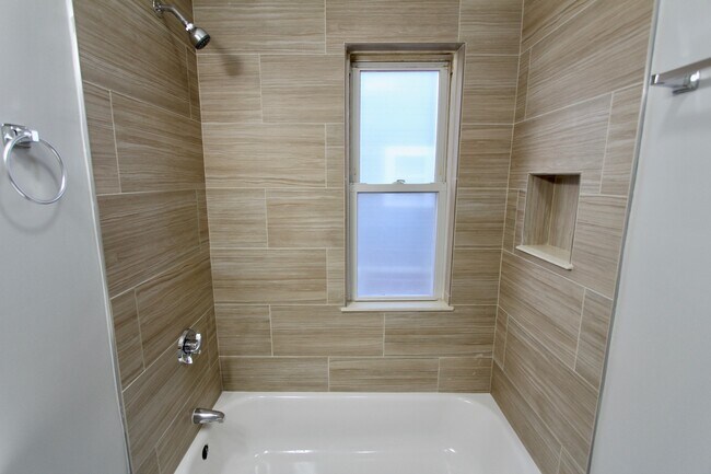 Foto del edificio - 109 Pleasant St