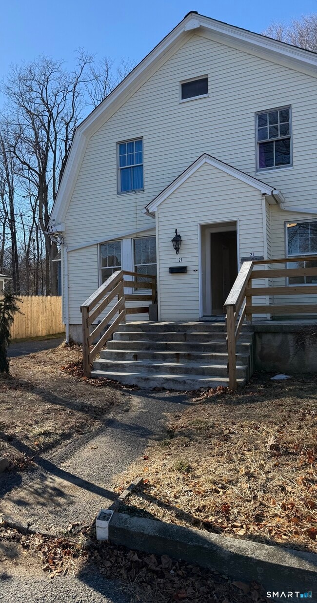 Building Photo - 21 Woodbine St