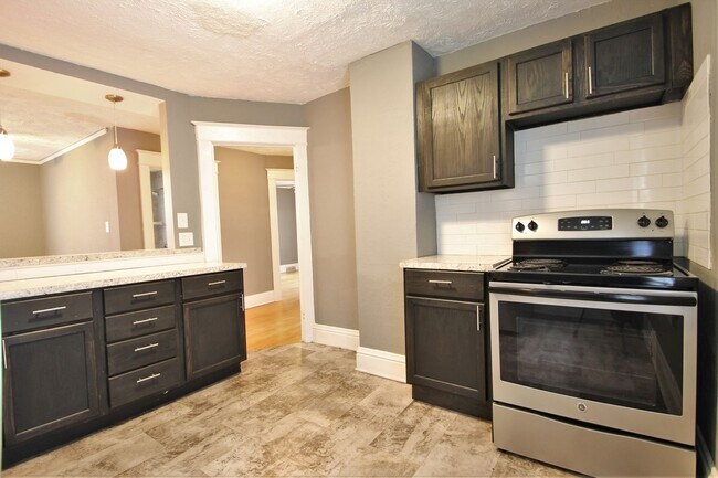 Foto del edificio - 2322 S 33rd St