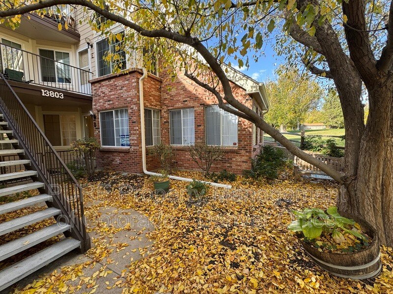 Foto principal - 13803 E Lehigh Ave