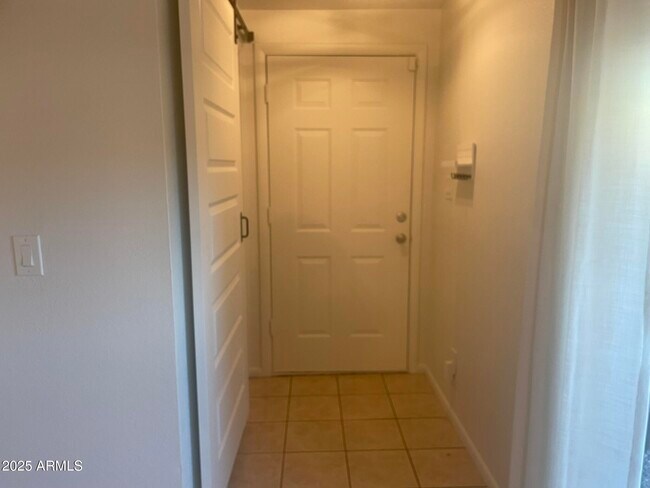 Foto del edificio - 826 S Casitas Dr