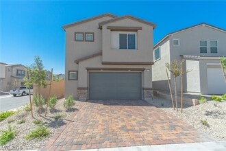 Building Photo - 9927 Kimura Hls Ave