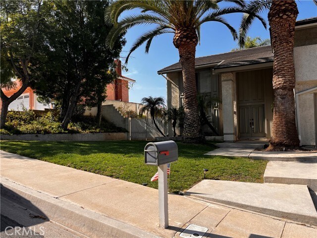 Foto del edificio - 1657 Meadow Glen Rd