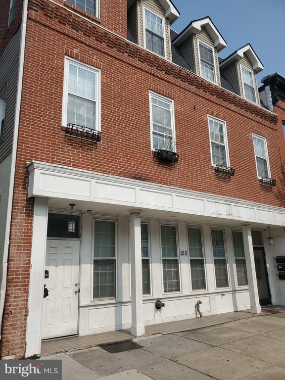 Primary Photo - 1211 S Charles St