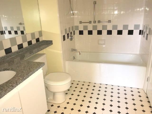 Building Photo - 3 br, 2 bath  - 38 Walden St