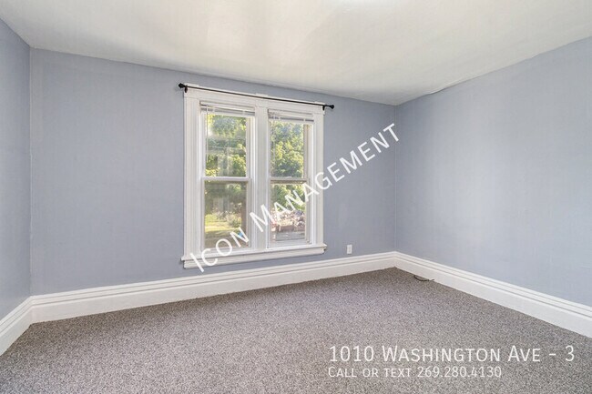 Foto del edificio - 1010 Washington Ave