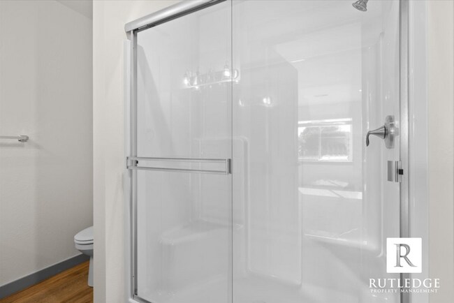 Foto del edificio - Gorgeous! Brand New 3 Bedroom 2.5 Bath Townhome in Eagle Point *$500 OFF*