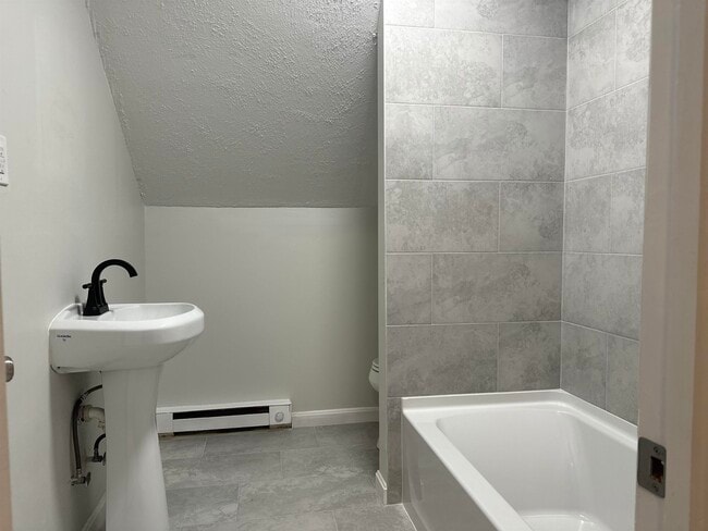 Foto del edificio - 60 Whitney St