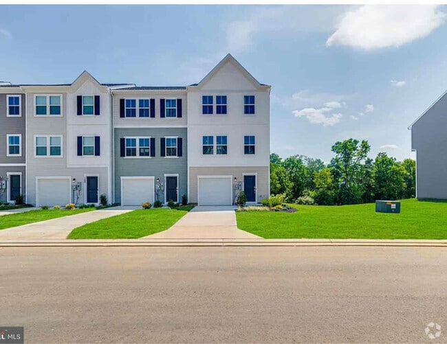 Building Photo - 20 Bigler Rd