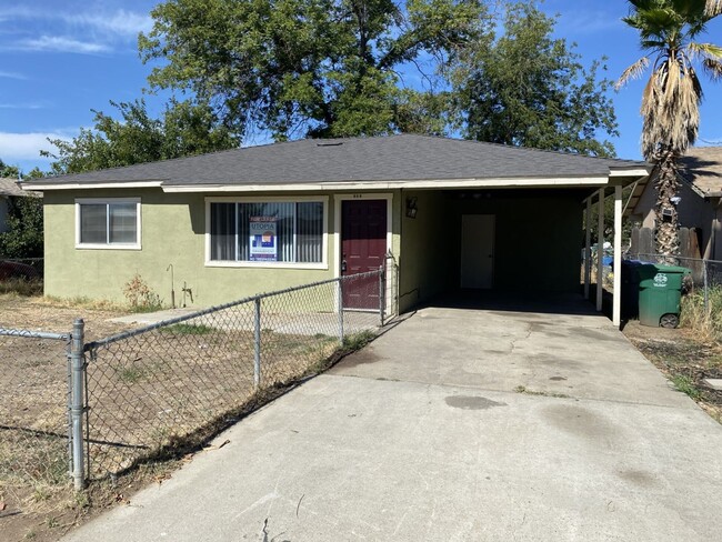 Recently Remodeled Two Bedroom One Bath home in Chowchilla, CA - Recently Remodeled Two Bedroom One Bath home in Chowchilla, CA
